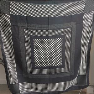 NEW Banana Republic Paula Silk Scarf